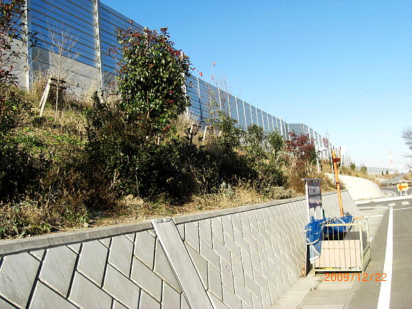 �@�ʕ����̎ʐ^�F�N���b�N����ƑO�ɖ߂�܂�