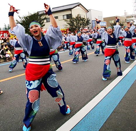 �x���Ă���ʐ^�F�N���b�N����ƑO�ɖ߂�܂�